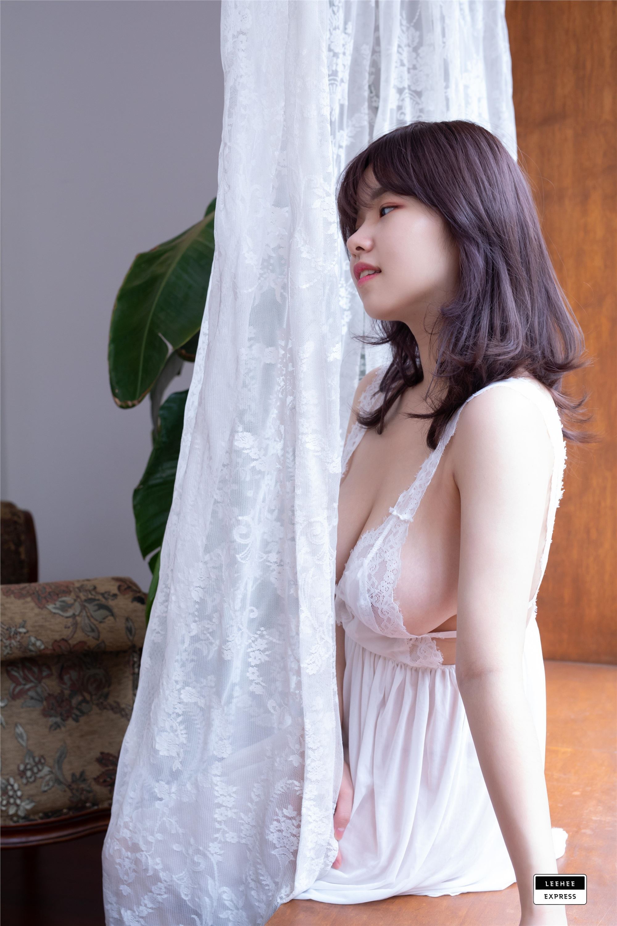 LEEHEE EXPRESS  LEHF-068A - Merry